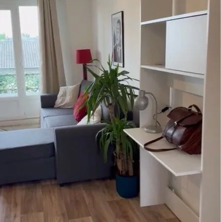 Beau T3 rénové et meublé avec parking centre ville Niort