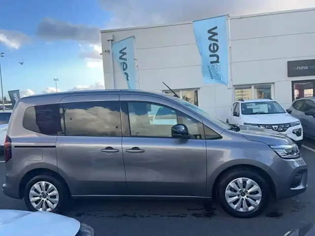 Renault Kangoo blue dci 95 — photo 22