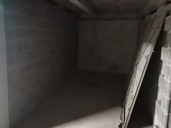 Box garage