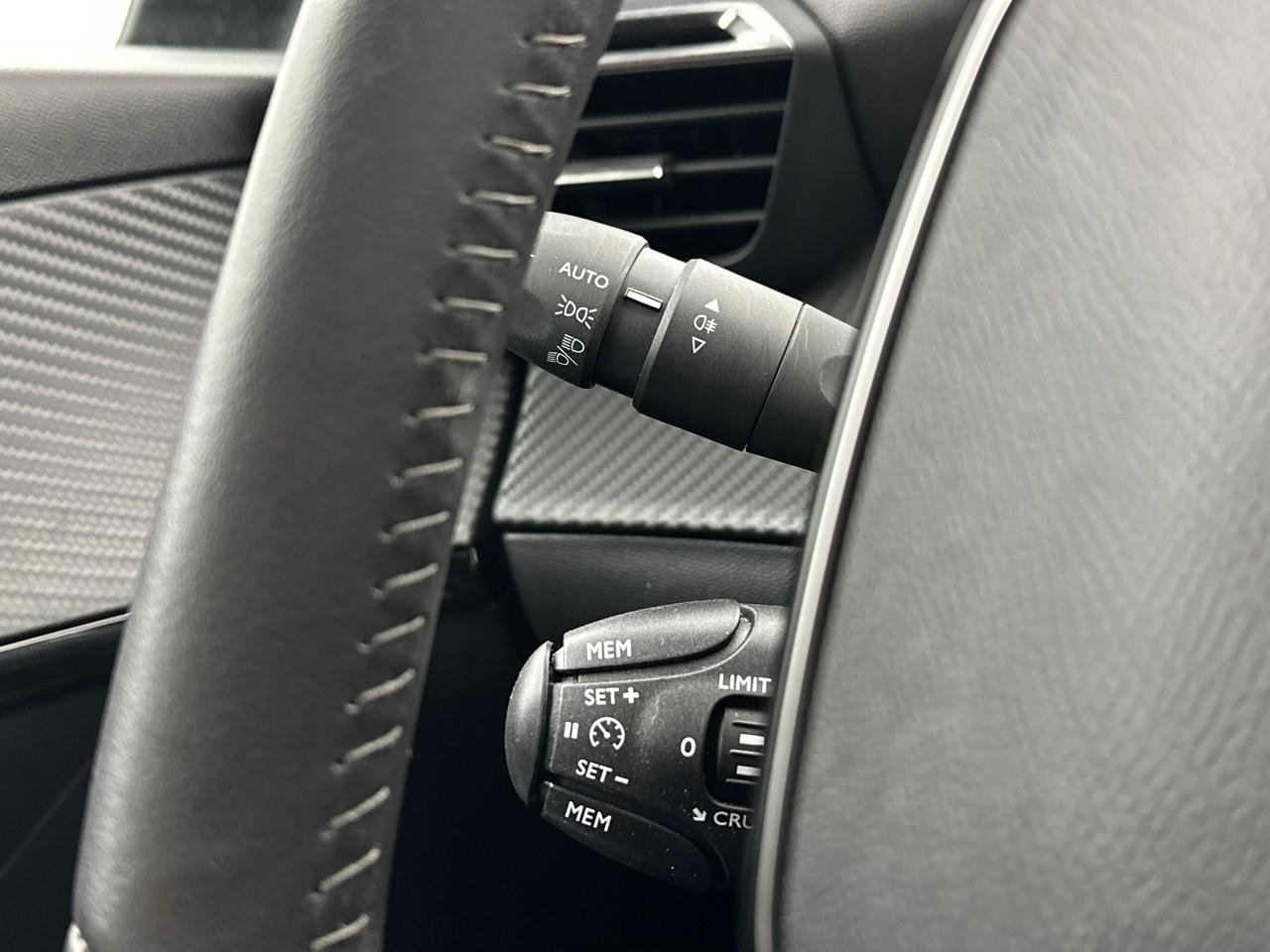 Peugeot 208 puretech 75 s&s bvm5 style — photo 19