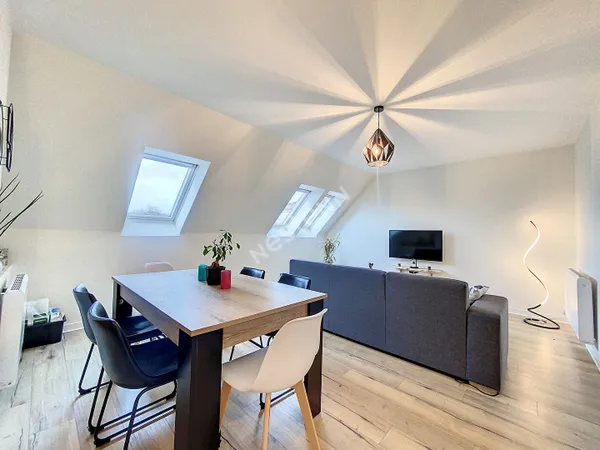 Appartement T2 - TOURS CENTRE - 50.58 m2 - Terrasse - Parking - Ascenseur - cave