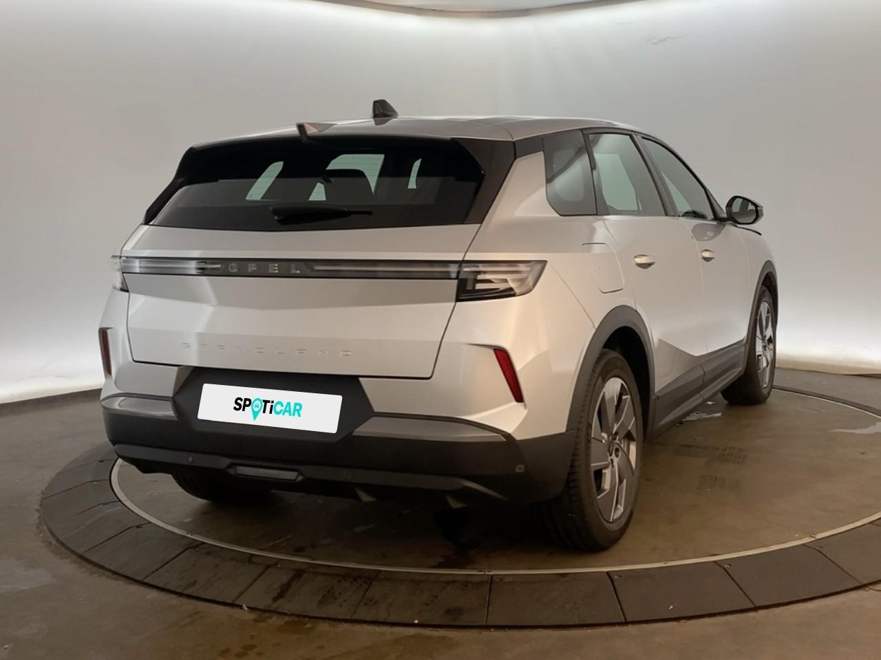 Opel Grandland 1.2 turbo hybrid 145 ch e-dct6 edition — photo 7