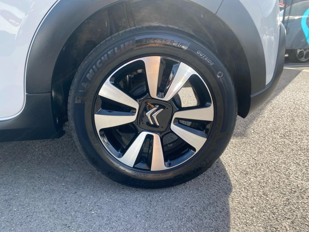 Citroën C3 1.2 puretech 83ch s&s max — photo 11
