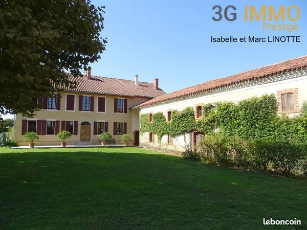 Maison de maître, dépendances, piscine, grand terrain, campagne, calme