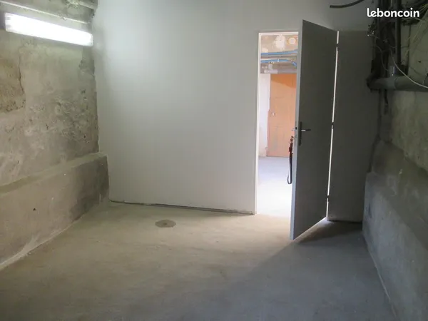 Garage box 15 m2