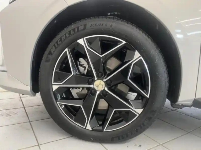 Ds Ds 4 plug-in hybrid 225ch ligne d or — photo 9