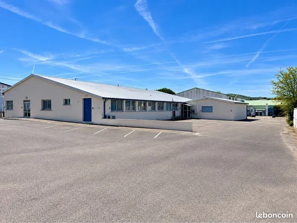 Bâtiment industriel / Local d'activité 800 m² - Terrain 3 000 m² - Pamiers