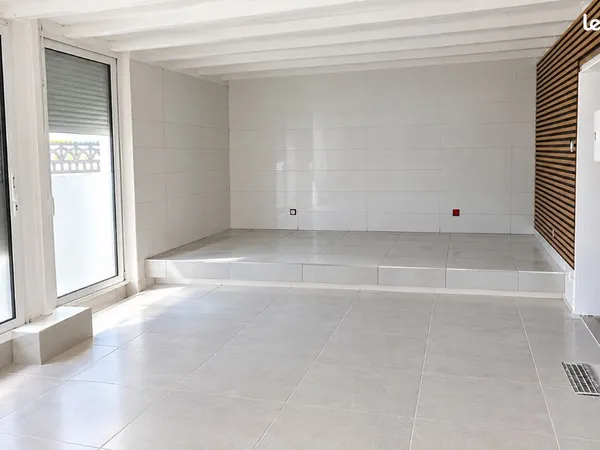 À LOUER - LOCAL PROFESSIONNEL DE 50 m² À VALENTIGNEY