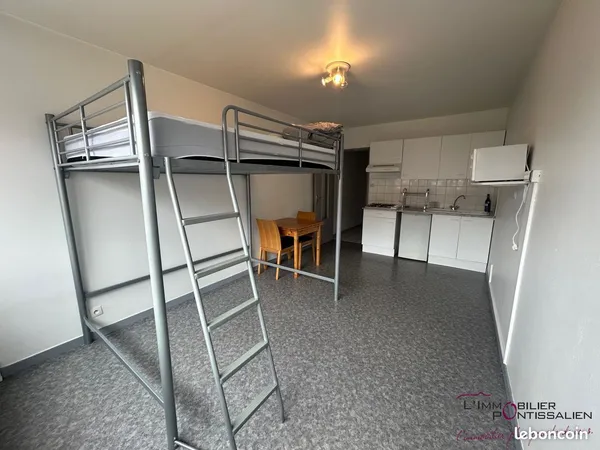 Studio 1 pièce 23 m²