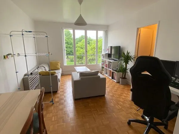 A louer f2 meuble choisy le roi gondole 50m2
