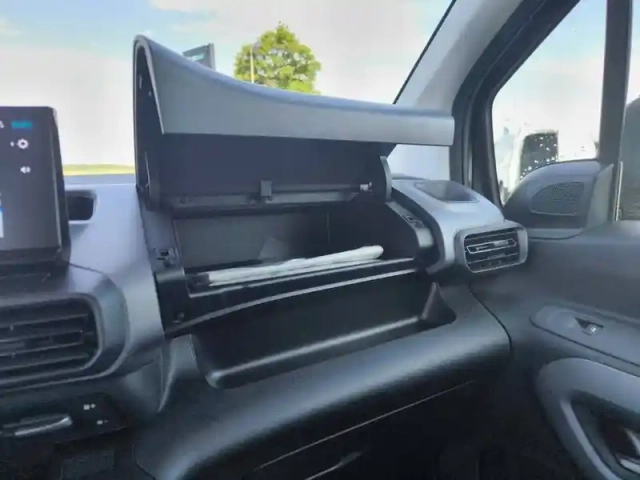Citroën Berlingo diesel 100 ch m manuelle — photo 20