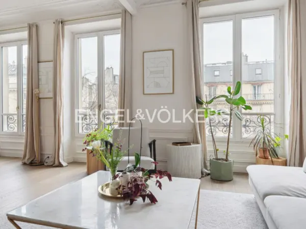 Appartement Haussmannien de charme au jardin du Luxembourg
