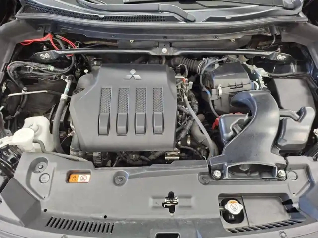 Mitsubishi Eclipse cross 1.5 mivec 163 bvm6 2wd — photo 92