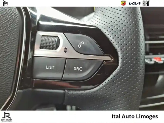 Peugeot 2008 e- 136ch gt — photo 13
