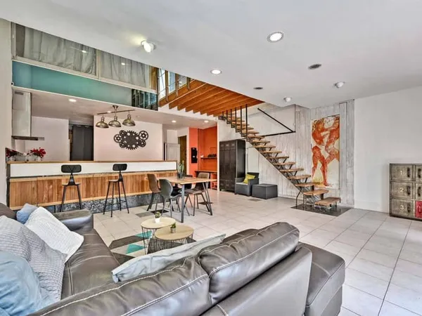 Loft 4 pièces 108 m²