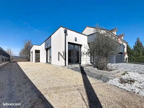 Maison 5 pièces 145 m²