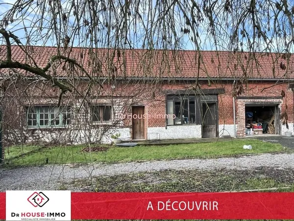 Maison à rénover Fort potentiel, dépendance et garages