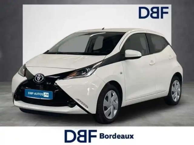 Toyota Aygo 1.0 vvt-i x-wave 3