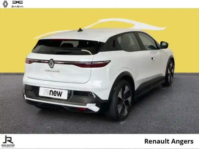 Renault Megane e-tech electric ev40 130ch equilibre standard charge — photo 13