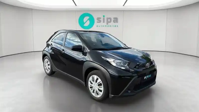 Toyota Aygo x 1.0 vvt-i 72 — photo 7