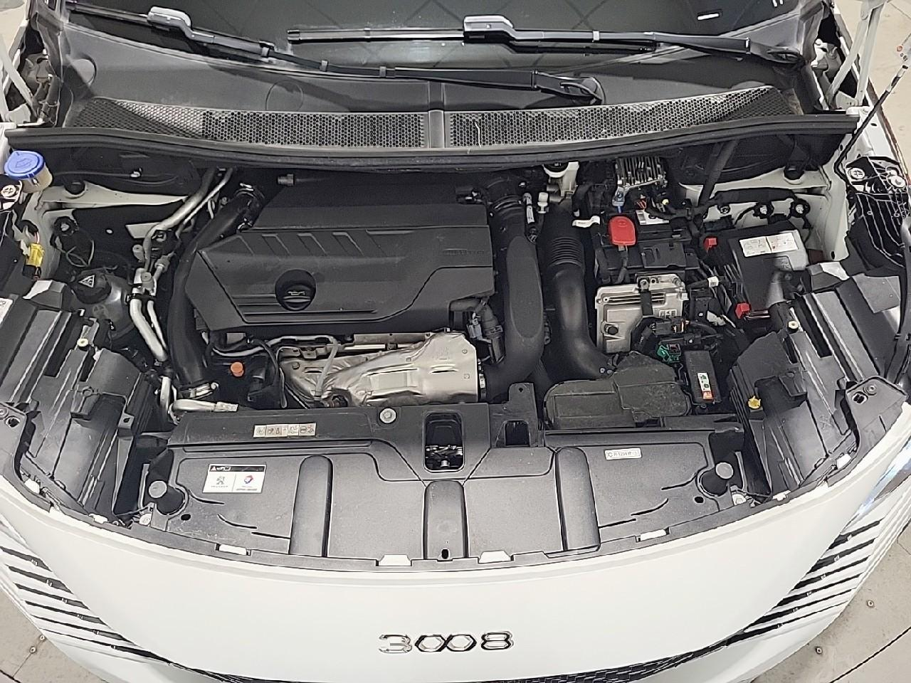 Peugeot 3008 hybrid 225 e-eat8 gt — photo 15