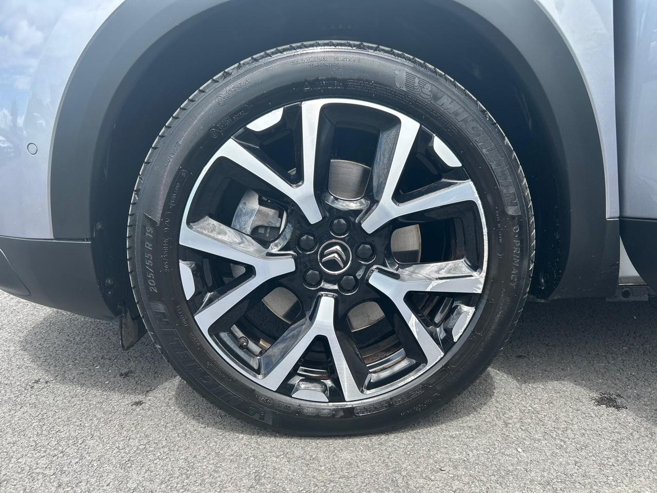 Citroën C5 Aircross hybrid 225ch shine pack e-eat8 — photo 11