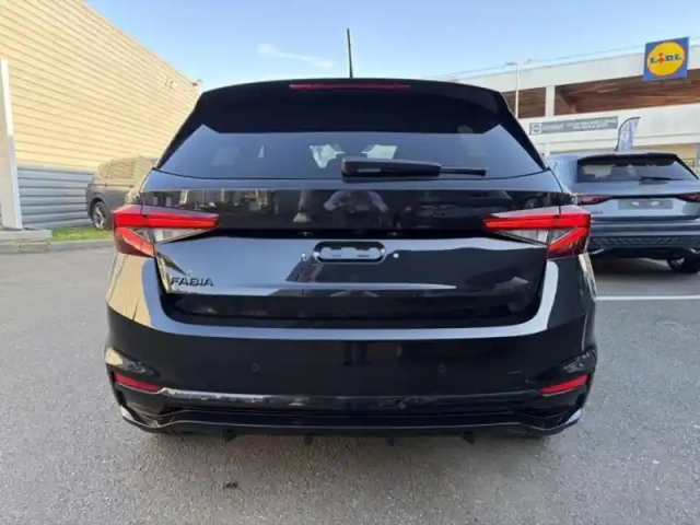 Skoda Fabia 1.0 tsi evo2 116ch monte carlo dsg7 — photo 6