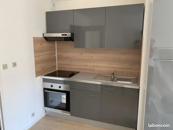 Studio 1 pièce 25 m²
