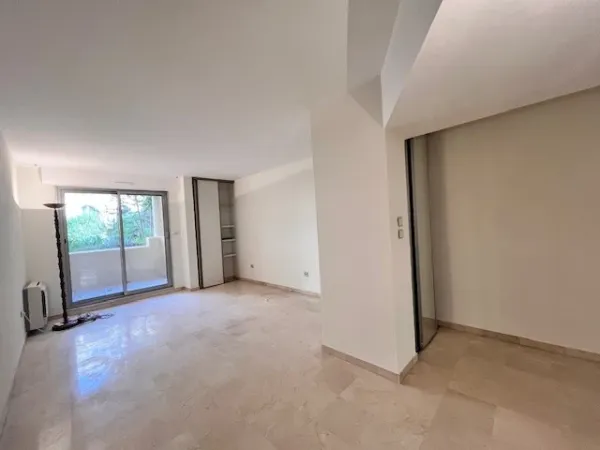 Studio 2 pièces 44 m²