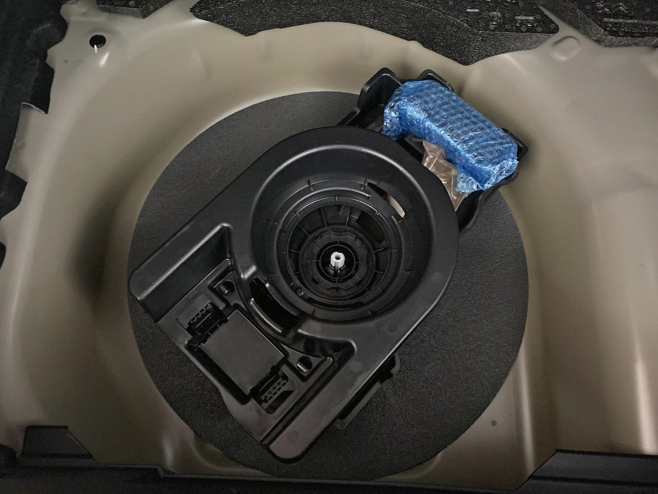 Peugeot 208 hybrid 110 ch e-dcs6 allure — photo 16
