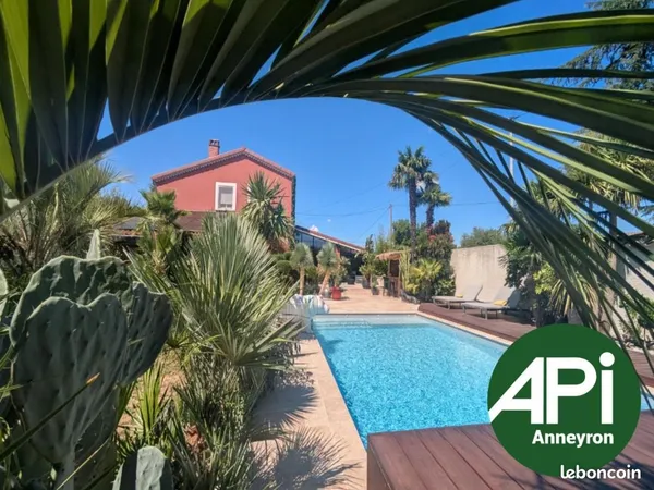 Propriété 7 pièces 215 m²
