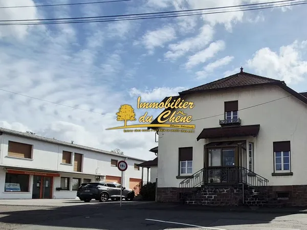 Maison 8 pièces 230 m²