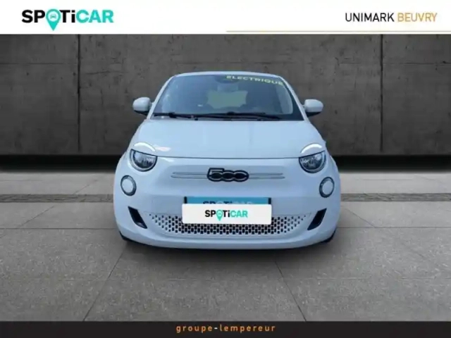 Fiat 500 e 95ch action — photo 3