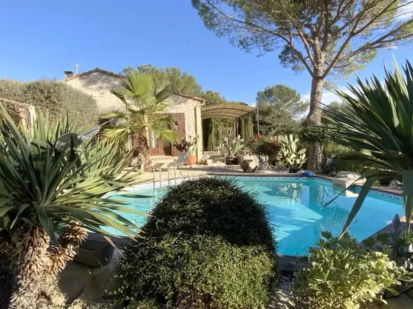 Maison 5 pièces 145 m²