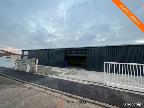 LOCAL D'ACTIVITE 310 m² GARGENVILLE