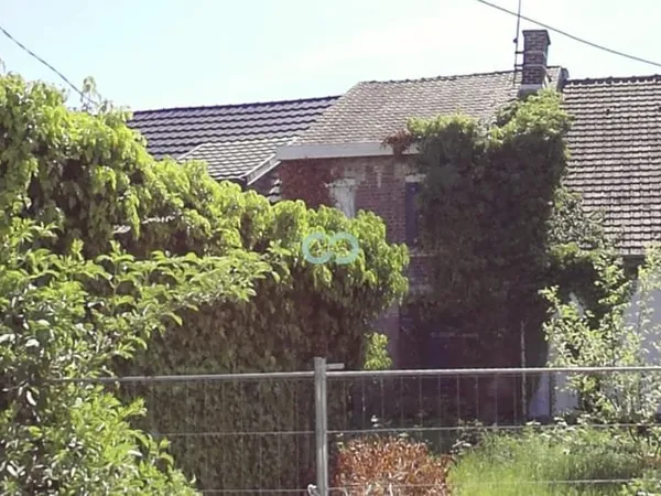 MAISON À RÉNOVER - 1 400 m2 - AUBRY-DU-HAINAUT