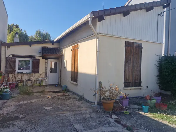 Maison 252 m²