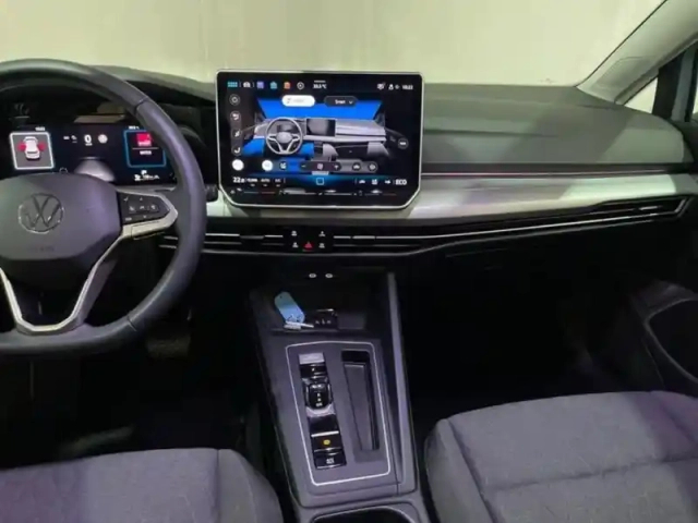 Volkswagen Golf 1.5 ehybrid 204 dsg6 vw edition — photo 10