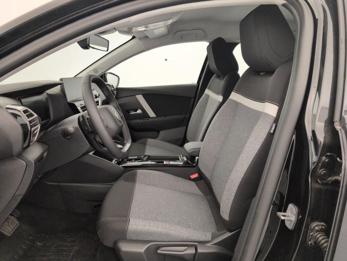 Citroën C4 — photo 20