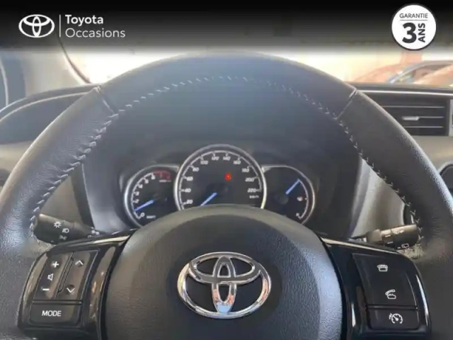 Toyota Yaris 70 vvt-i france business 5p — photo 5
