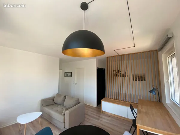 Studio 1 pièce 29 m²