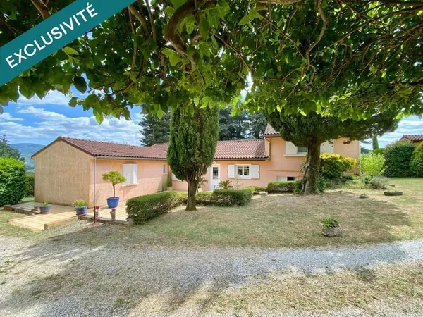 Villa 160m² avec piscine, pool house, abri voitures et terrain attenant