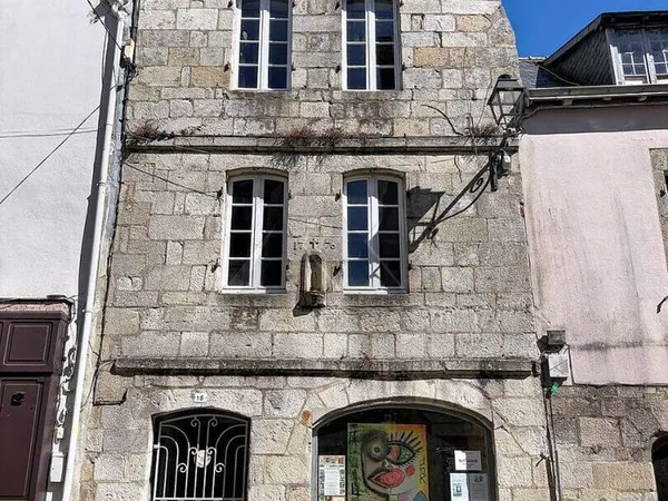 Maison 7 pièces 209 m²
