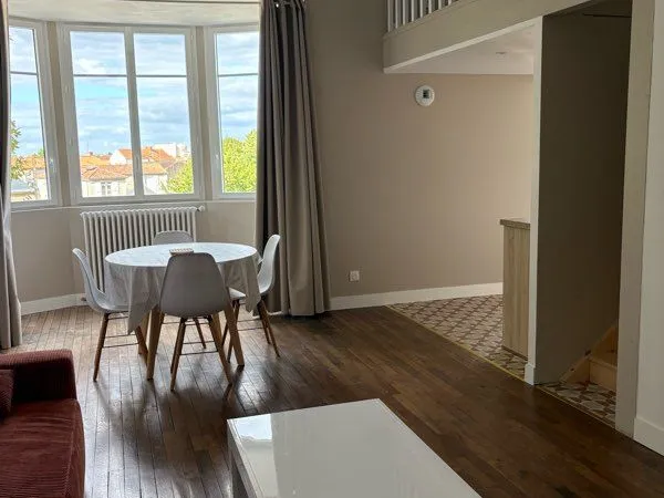 Bel appartement avec mezzanine