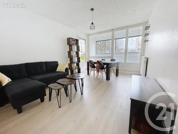 Chambre 1 pièce 8 m²