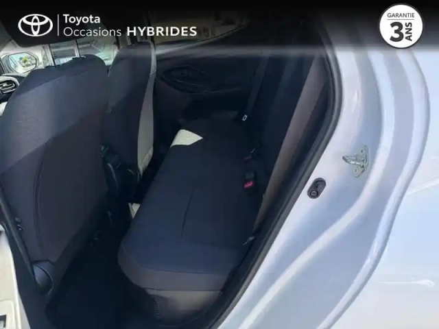 Toyota Yaris 116h design 5p my21 — photo 12
