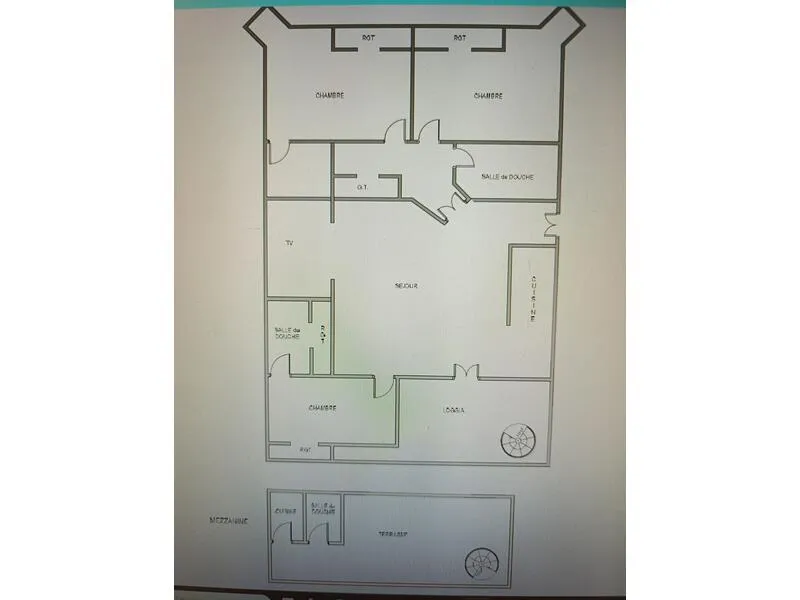 Photo 3