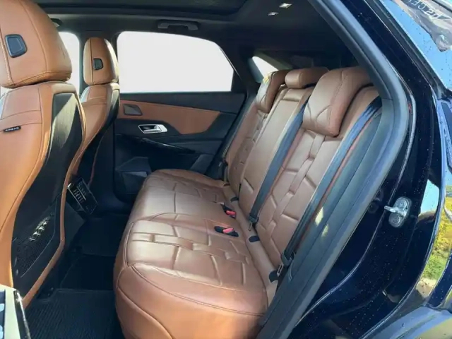 Ds Ds 7 ds7 crossback hybride 300 e-tense eat8 4x4 — photo 12