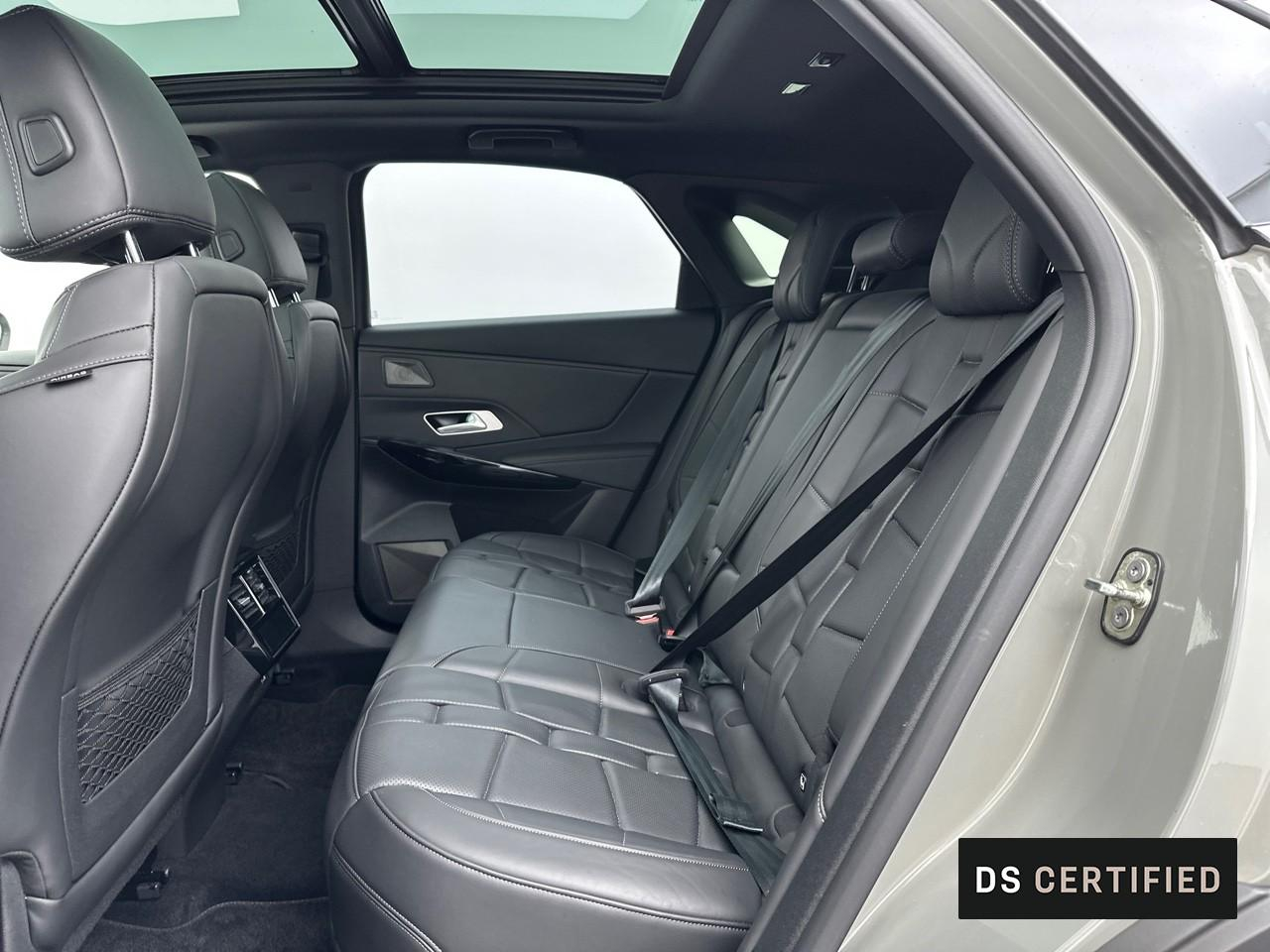 Ds Ds 7 crossback hybride rechargeable e-tense 300 eat8 4x4 opera — photo 13