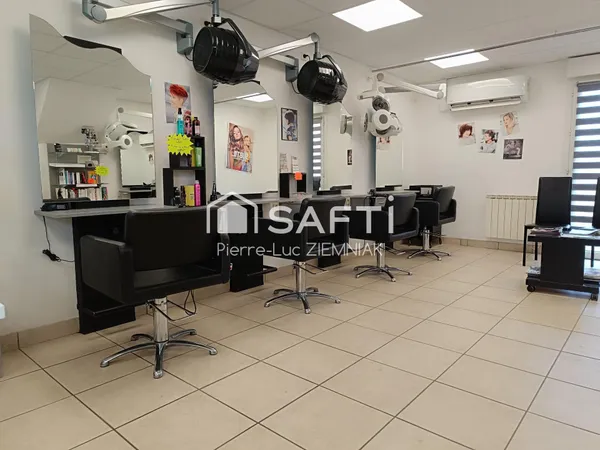 Fond de commerce salon de coiffure mixte.